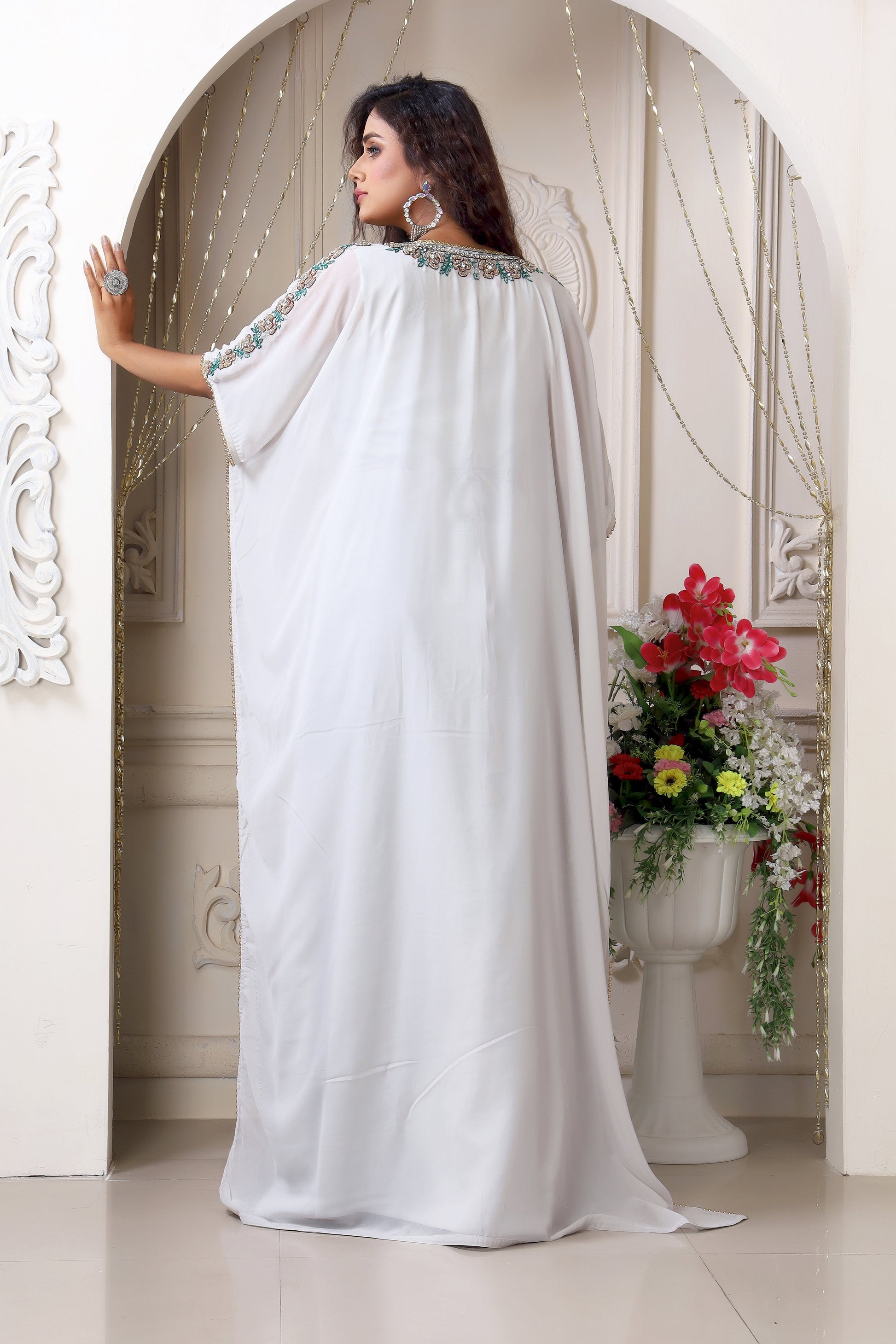 Chic Light Grey Islamic Kaftan