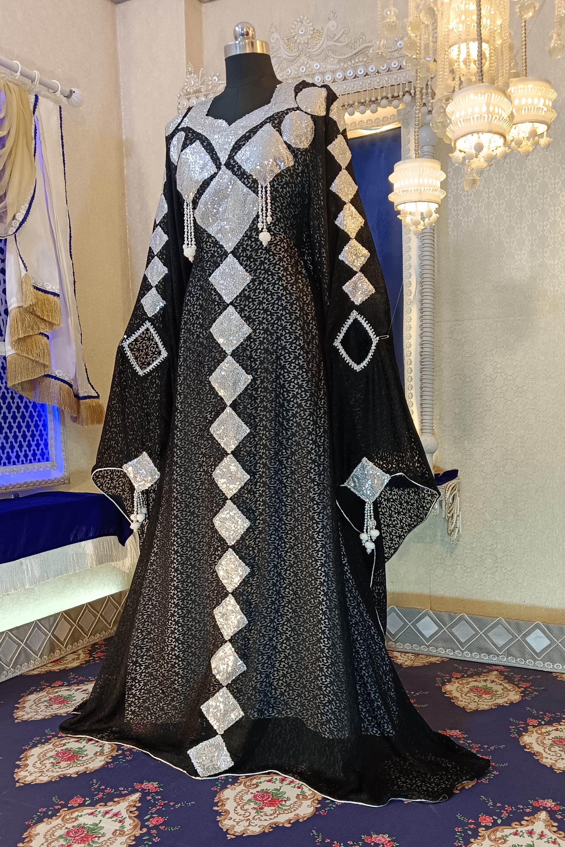 Black and White Takchita Kaftan