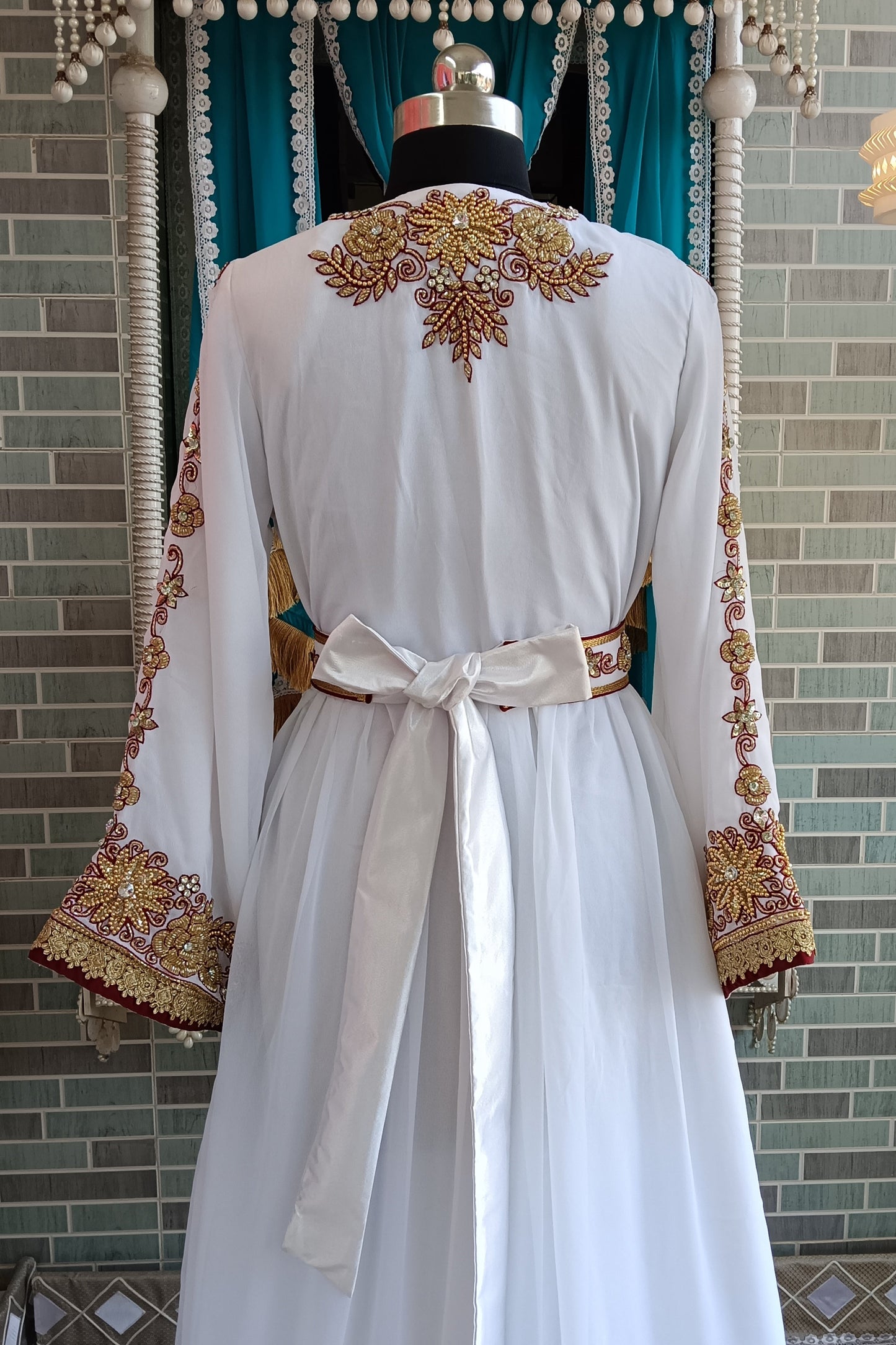 White Color Dubai Kaftan