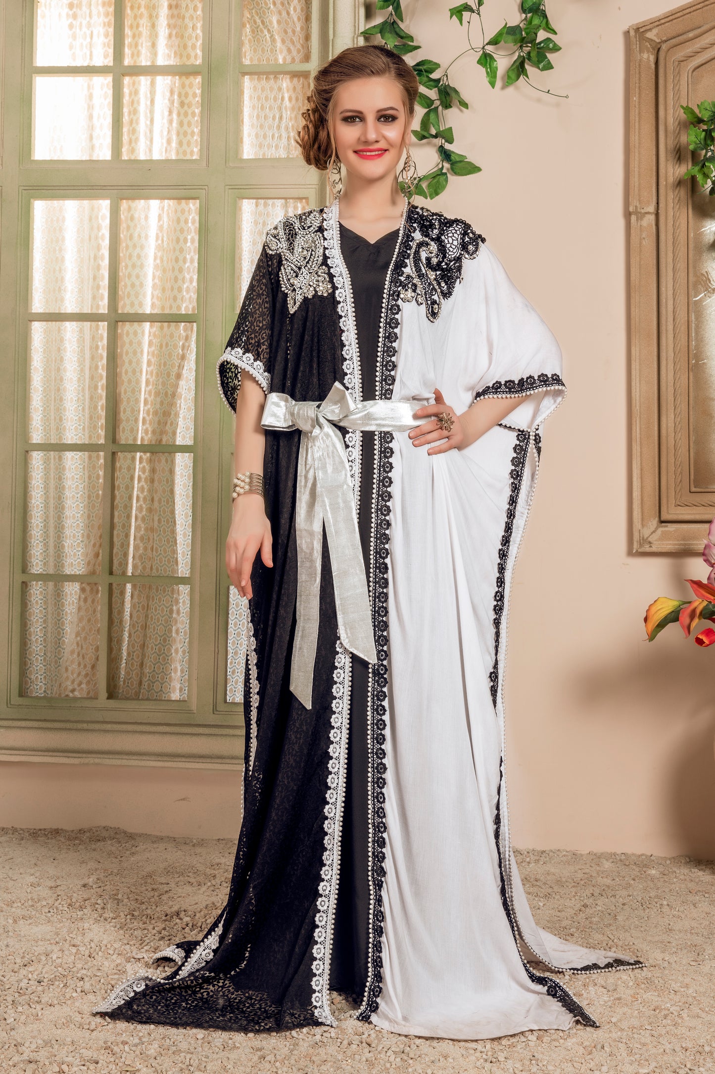 White and Black Saudi Arabic Kaftan