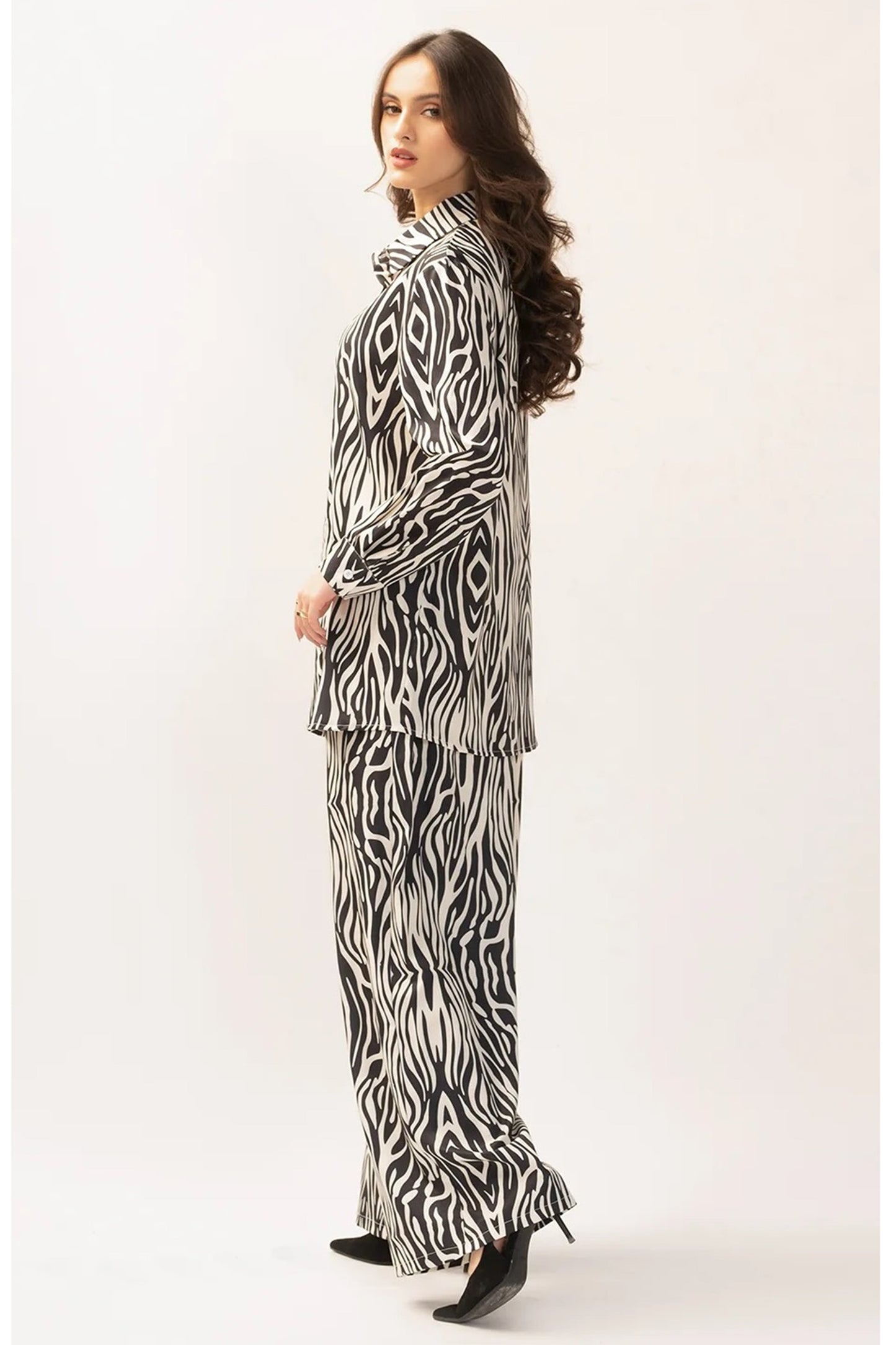 Black Color Printed Silk Kaftan