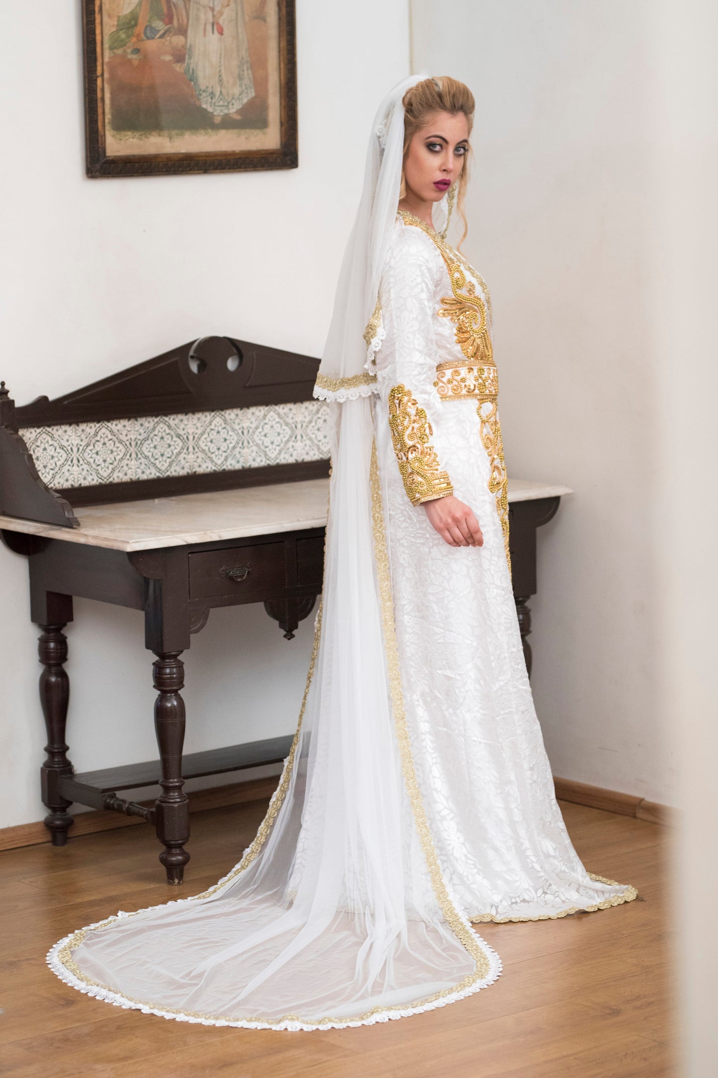 White Party Wear Moroccan Kaftan With Vail