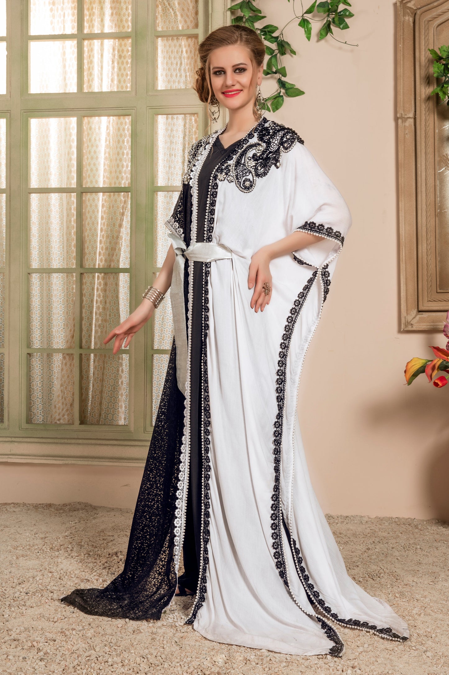 White and Black Saudi Arabic Kaftan