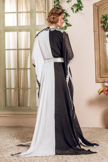 White and Black Saudi Arabic Kaftan