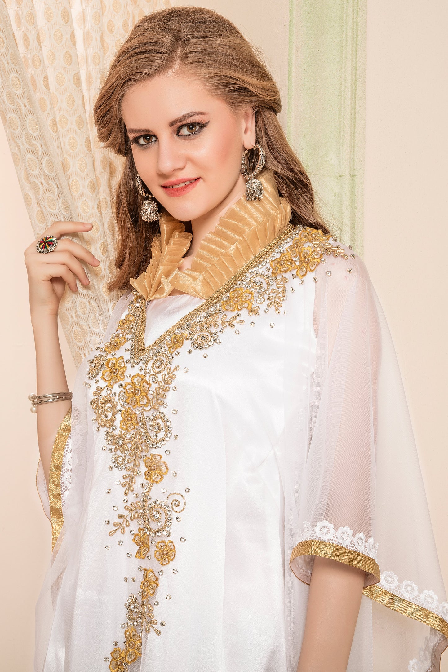 White Color Designerkaftan